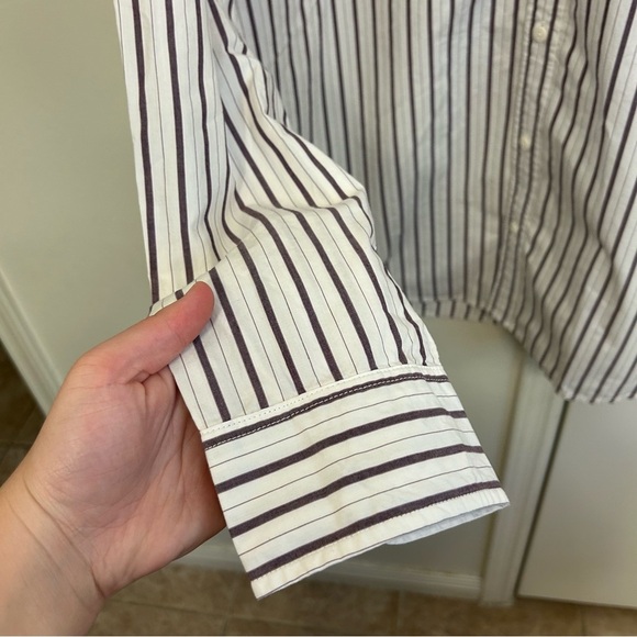 Levi's Classic One Pocket Men's XL Striped Button Down Shirt - White and Purple - Picture 5 of 12